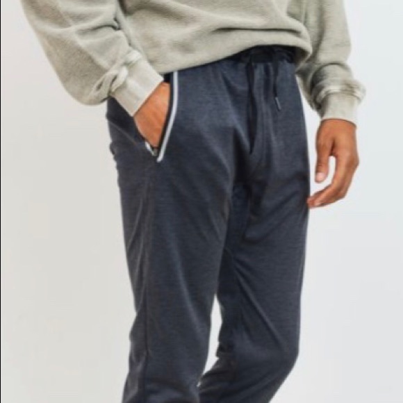Men’s joggers - Picture 2 of 7